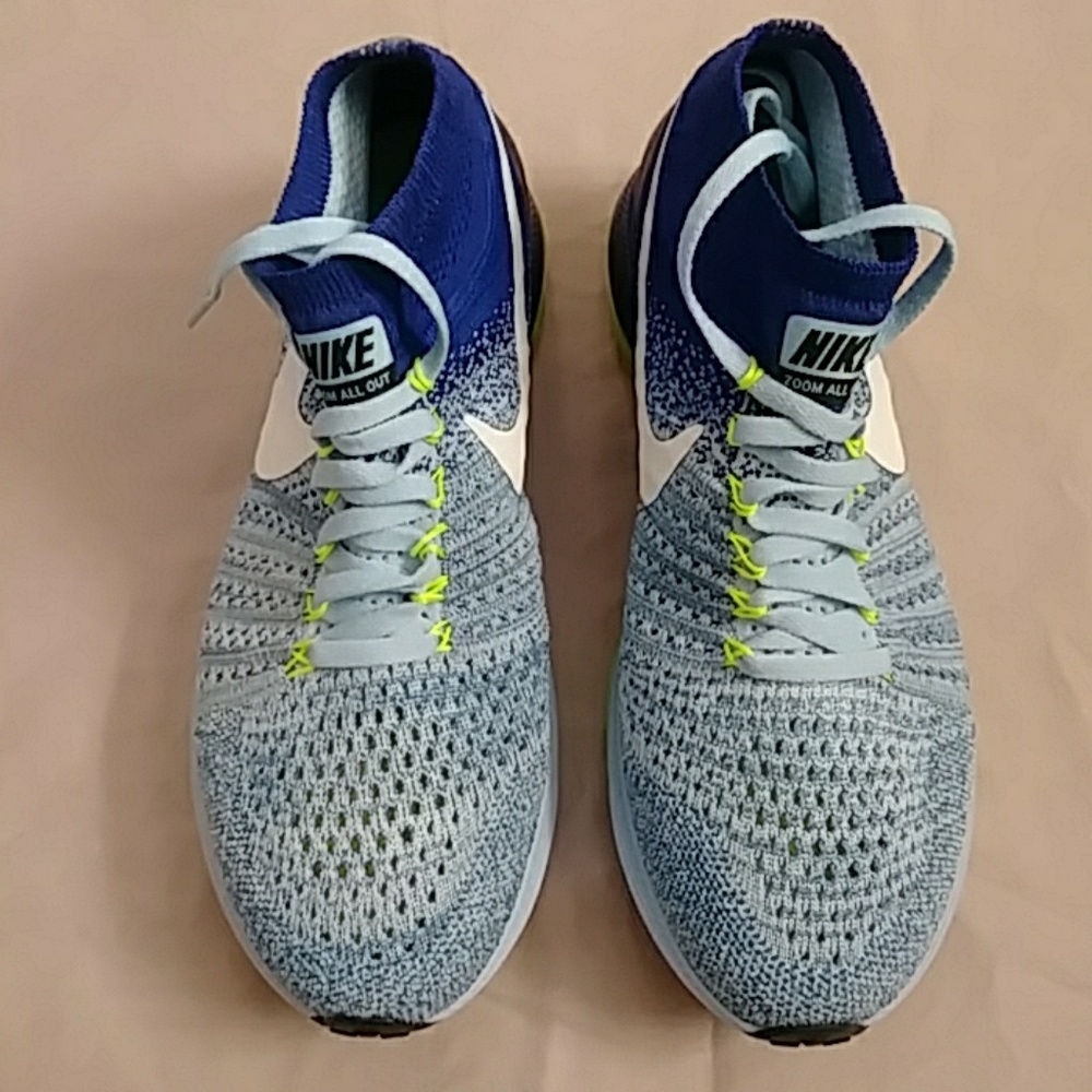 Nike Air Zoom All Out Flyknit Shoes - Picture 4 of 7
